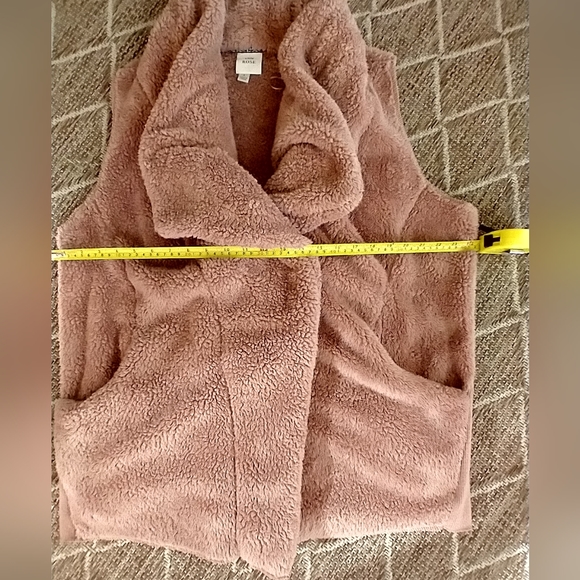 Sherpa Collared Vest NWOT - Picture 13 of 13